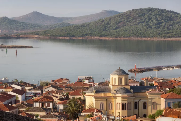 Cunda Seyahat Rehberi: Taş Sokakların Peşinde