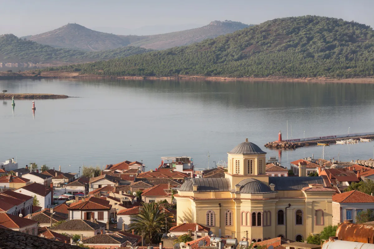 Cunda Seyahat Rehberi: Taş Sokakların Peşinde