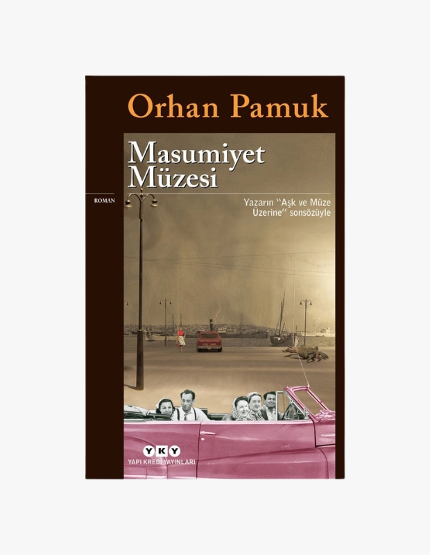 Orhan Pamuk'un ünlü romanı Masumiyet Müzesi'nin kahverengi ve sepya tonlarındaki kapağında, üstü açık pembe bir klasik arabada neşeyle oturan, eski moda giyimli beş kişi ile arka planda eski İstanbul'u anımsatan bir sokak manzarası Anneler Günü hediye önerileri arasında kendine zaman ayırmayı seven anneler için kültürel bir kaçış sunuyor.