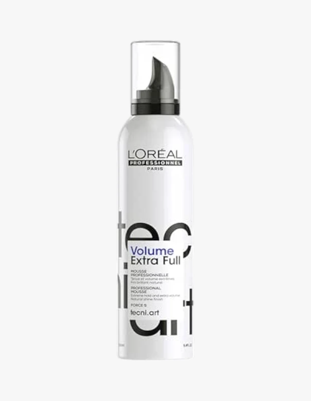 Marka Adı: L'Oreal Professionnel
Ürün Adı: L'Oreal Professionnel Volume Extra Saç Köpüğü
Ürün Cinsiyeti: Unisex
Ürün Tipi: Saç Köpüğü
Ürün Sezonsallığı: Tüm Sezonlar
Ürün Çeşidi: Ekstra Hacim ve Güçlü Tutuş Sağlayan Şekillendirici Köpük
Ürün Özellikleri: Bu L'Oreal Professionnel Tecni.art serisi saç köpüğü, saçlara anında ve ekstra dolgun hacim kazandırmak için özel olarak geliştirilmiştir. Force 5 seviyesindeki güçlü tutuşu sayesinde saç stilinizin gün boyu kalıcılığını sağlarken, doğal bir parlaklıkta ve ağırlık yapmayan bir bitiş sunar. Profesyonel formülü ile sönük saçlara canlılık katmak ve hacimli görünümler elde etmek için tasarlanmıştır.
Öne Çıkan Detaylar:
- Saça ekstra ve dolgun hacim sağlar
- Force 5 seviyesinde güçlü ve kalıcı tutuş sunar
- Saçta doğal bir parlaklıkta bitiş bırakır
Kimler Kullanıyor?: Saçlarına hacim, dolgunluk ve gün boyu kalıcı bir şekil vermek isteyen herkes için uygundur. Özellikle kelebek kesimi gibi katmanlı ve hareketli saç modellerini tercih edenler, saçlarının sönük görünümünden kurtularak daha canlı ve dolgun bir ifade arayanlar bu üründen faydalanabilir. Saç stilini güçlendirmek ve doğal bir parlaklık eklemek isteyenler için idealdir.