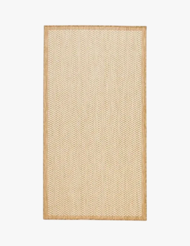 Marka Adı: Ocean Home
Ürün Adı: Ocean Home Unisex Dış Mekan Kilim
Ürün Cinsiyeti: Unisex
Ürün Tipi: Kilim
Ürün Sezonsallığı: Dört Mevsim
Ürün Çeşidi: Dış Mekan Desenli Dokuma Kilim
Ürün Özellikleri: Açık bej ve krem tonlarında, belirgin zikzak (chevron) deseniyle dikkat çeken dikdörtgen bir dış mekan kilimidir. Kenarları, kilimin genel dokusundan biraz daha belirgin ve düz bir dokuma bordürle çevrilidir. Dokusu doğal elyaf hissi verir, hem iç hem de dış mekan kullanımına uygun, dayanıklı ve estetik bir seçim sunar. Zamansız ve minimalist tarzıyla farklı dekorasyon stillerine kolayca uyum sağlayarak mekanlara doğal bir sıcaklık katar.
Öne Çıkan Detaylar:
- Belirgin zikzak dokuma desen
- Doğal bej ve krem renk paleti
- Dış mekan kullanımına uygun, dayanıklı yapı
Kimler Kullanıyor?: Balkonunu, terasını veya bahçesini doğal bir dokunuşla tamamlamak isteyenler için idealdir. Evinde sıcak ve şık bir atmosfer arayan, dış mekan yaşam alanlarında pratik çözümlerle estetiği birleştirmeyi tercih eden kişiler bu kilimi kullanabilir. Minimalist ve doğal tarzı benimseyen, zamansız tasarımların yaşam alanlarına kattığı huzuru seven herkesin beğenisini kazanır.