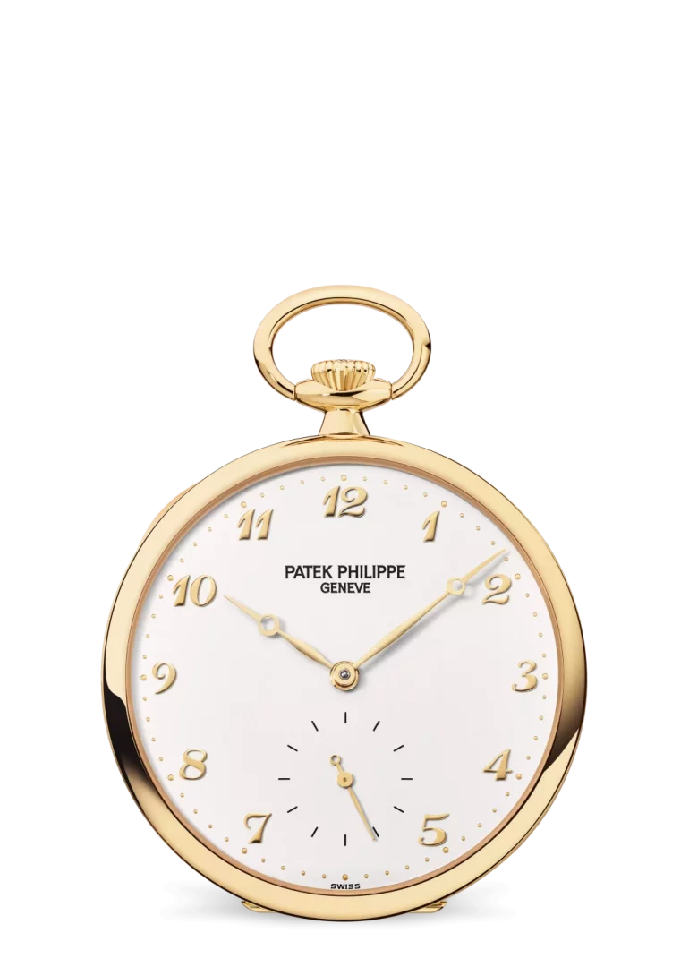 Bu detaylı görselde, altın kasalı, beyaz kadranında altın Arap rakamları ve alt saniye kadranı bulunan zarif Patek Philippe Ref. 973J-001 cep saati, markanın klasik saatçilik ustalığını gözler önüne seriyor.