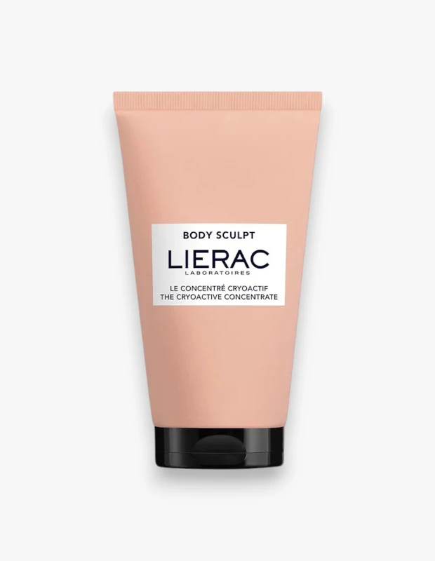 Marka Adı: Lierac
Ürün Adı: Lierac Body Sculpt Kriyoaktif Selülit Kremi
Ürün Cinsiyeti: Belirtilmemiş
Ürün Tipi: Vücut Kremi
Ürün Sezonsallığı: Tüm Sezonlar
Ürün Çeşidi: Selülit Karşıtı ve Sıkılaştırıcı Konsantre
Ürün Özellikleri: Lierac markasına ait bu Body Sculpt kriyoaktif konsantre, şeftali tonlarında şık bir tüp ambalajda sunulmaktadır. Özel olarak geliştirilen Cellu-Sculpt kompleksi ile zenginleştirilmiş formülü, cilde anında serinletici buz küpü etkisi vererek ferahlık sağlar. Selülit görünümünü azaltmaya yardımcı olurken, cildin daha sıkı ve şekillenmiş bir görünüme kavuşmasına destek olur.
Öne Çıkan Detaylar:
- Anında serinletici buz küpü etkisi sunar
- Cellu-Sculpt kompleksi ile selülit görünümünün azalmasına yardımcı olur
- Cilde daha sıkı ve şekillenmiş bir görünüm kazandırmayı destekler
Kimler Kullanıyor?: Selülit görünümünü azaltmak, cildinin daha sıkı ve pürüzsüz olmasını sağlamak isteyenler bu ürünü tercih edebilir. Vücut hatlarını belirginleştirmeye ve daha şekilli bir silüet elde etmeye odaklanan, aynı zamanda ciltlerinde anında ferahlık ve canlanma hissi arayan bireylerin günlük bakım rutinlerine kolayca entegre edebileceği bir üründür.