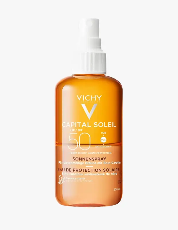 Marka Adı: Vichy
Ürün Adı: Vichy Capital Soleil Bronzlaştıran Güneş Koruyucu Su SPF 50
Ürün Cinsiyeti: Unisex
Ürün Tipi: Güneş Koruyucu Sprey
Ürün Sezonsallığı: Yaz
Ürün Çeşidi: Bronzlaştırıcı Güneş Koruyucu
Ürün Özellikleri: Bu ürün, iki fazlı özel yapısıyla dikkat çeken, SPF 50 yüksek korumalı bir güneş koruyucu sudur. Cildi hem UVA hem de UVB ışınlarına karşı korurken, beta-karoten içeriği sayesinde doğal ve eşit bir bronzluğun gelişimini destekler. Antioksidan özellikleriyle cildi çevresel etkilere karşı savunur. 200 ml hacmindeki bu sprey, termal su içeren formülüyle hassas ciltleri güneş yanığı ve leke oluşumuna karşı korumayı hedefler.
Öne Çıkan Detaylar:
- SPF 50 ile yüksek seviyede UVA/UVB güneş koruması
- Beta-karoten ile bronzluğu destekleyen ve eşitleyen formül
- Antioksidan özelliği sayesinde cildi çevresel faktörlere karşı koruma
- Termal su içeriği ile hassas ciltlere uygunluk
Kimler Kullanıyor?: Güneşin tadını çıkarırken cildini yüksek faktörle korumayı ve aynı zamanda doğal, ışıltılı bir bronzluğa kavuşmayı arzu eden herkes bu ürünü tercih edebilir. Özellikle hassas cilt yapısına sahip olup, güneş lekeleri ve yanıklara karşı etkili bir koruma arayışında olanlar için idealdir. Antioksidan desteği ile cildine kapsamlı bir bakım sunan ve yaz boyunca sağlıklı, bronz bir görünüm isteyenlerin favorisi olabilir.