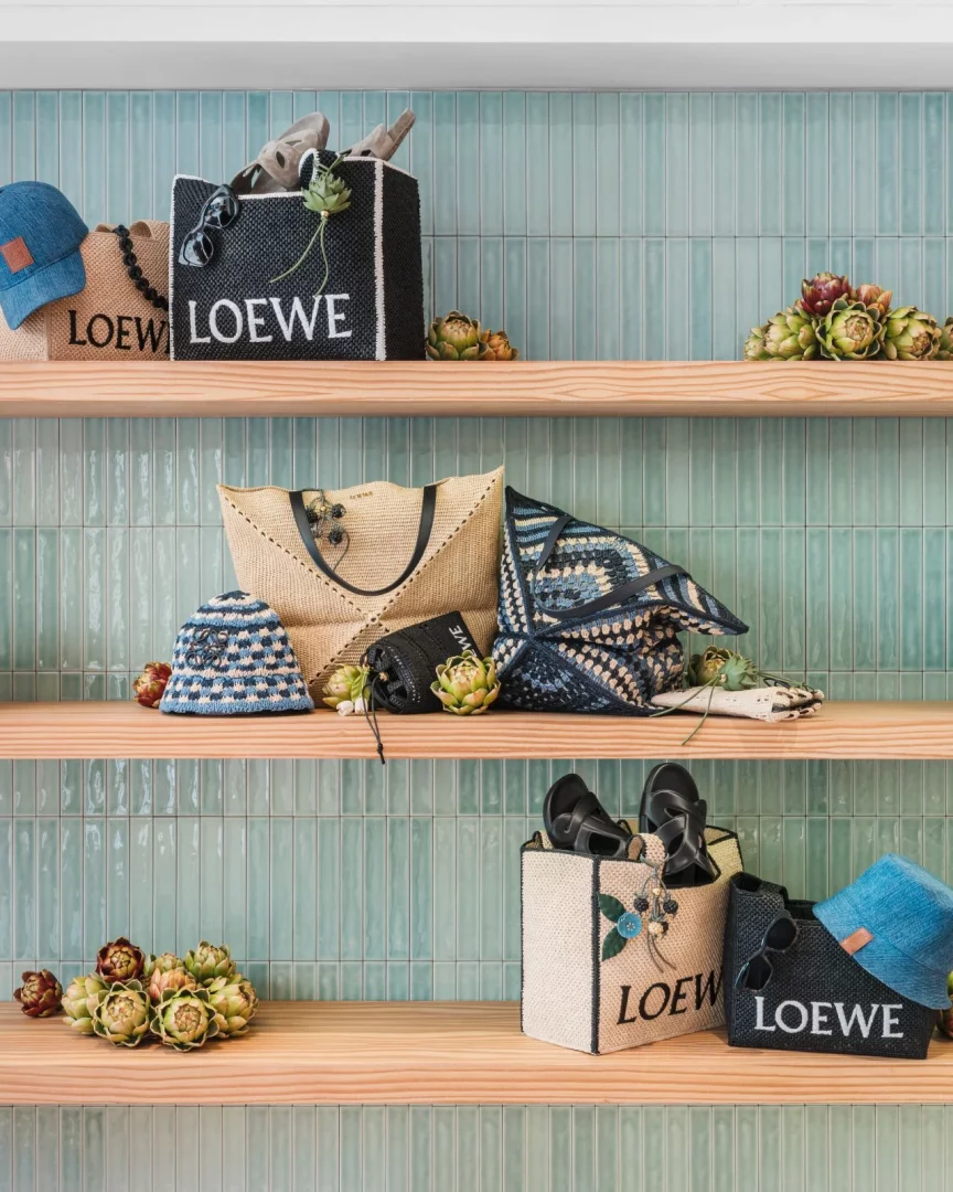 Bodrum'dan Capri'ye: Moda Evlerinin Görülmeye Değer Pop-Up Mağazaları ve Beach Club'ları