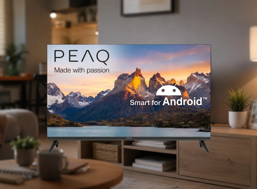 Marka Adı: PEAQ
Ürün Adı: PEAQ 32A7000 Smart HD Ready LED Televizyon
Ürün Cinsiyeti: Belirtilmemiş
Ürün Tipi: LED Televizyon
Ürün Sezonsallığı: Belirtilmemiş
Ürün Çeşidi: Smart TV
Ürün Özellikleri: Bu 32 inç LED televizyon, modern ve ince çerçeveli tasarımıyla dikkat çekerken, yaşam alanlarına kolayca uyum sağlayan minimalist bir estetiğe sahiptir. HD Ready çözünürlüğe sahip LED paneli canlı ve net görüntüler sunar. Dahili Smart TV özellikleri ve Android işletim sistemi desteği ile Wi-Fi bağlantısı sayesinde çeşitli dijital içerik platformlarına erişim imkanı sunar. Ayrıca, dahili uydu alıcısı, HDMI ve USB girişleri gibi bağlantı noktalarıyla geniş kullanım esnekliği sağlar. Cihaz, şık ve stabil V şeklinde ayaklar üzerinde durmaktadır.
Öne Çıkan Detaylar:
- Smart TV özellikleri ve Android işletim sistemi desteği
- 32 inç HD Ready LED panel ile net görüntü kalitesi
- Dahili Wi-Fi, uydu alıcısı, HDMI ve USB bağlantı noktaları
Kimler Kullanıyor?: Bu televizyon, evinde veya ofisinde uygun fiyata Smart TV deneyimi arayan, bütçe dostu ve işlevsel bir çözüm bekleyen herkes için idealdir. Küçük yaşam alanlarına, yatak odalarına, mutfaklara veya öğrenci evlerine kolayca entegre edilebilirken, günlük dizi, film ve dijital platform içeriklerini keyifle tüketmek isteyen kullanıcılara hitap eder. Sade ve modern tasarımıyla her ortama uyum sağlar.