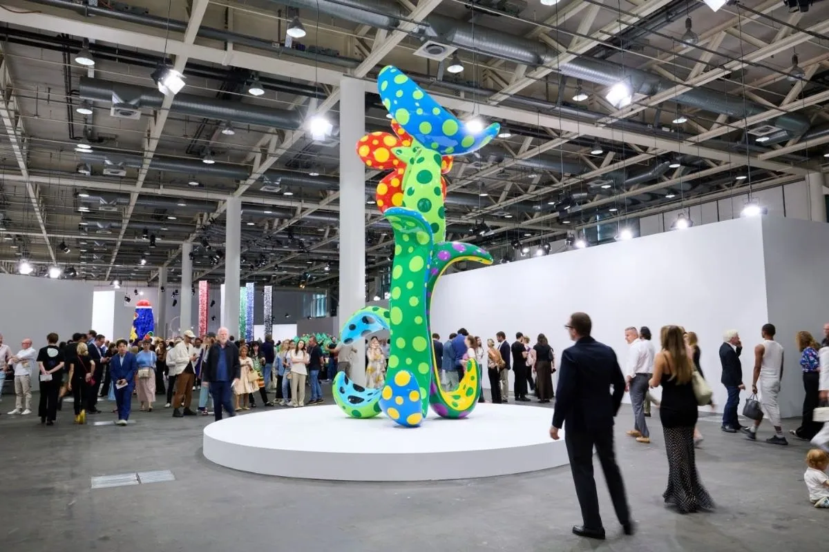 Sanat Dünyasının En Büyük Buluşması: Art Basel'i Keşfetme Rehberi