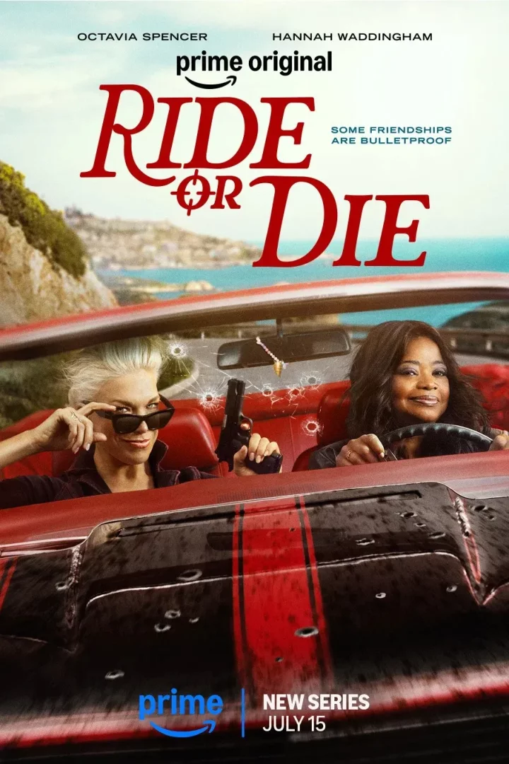 Kırmızı üstü açık bir spor arabada, ön camı kurşun delikleriyle parçalanmış halde, güneş gözlüklü Hannah Waddingham'ın silah tuttuğu ve Octavia Spencer'ın direksiyon başında gülümsediği Ride or Die dizisi posteri, Burak Göral'ın OGGUSTO okurları için derlediği dijital platformlardaki dizi önerileri arasında dikkat çekiyor.