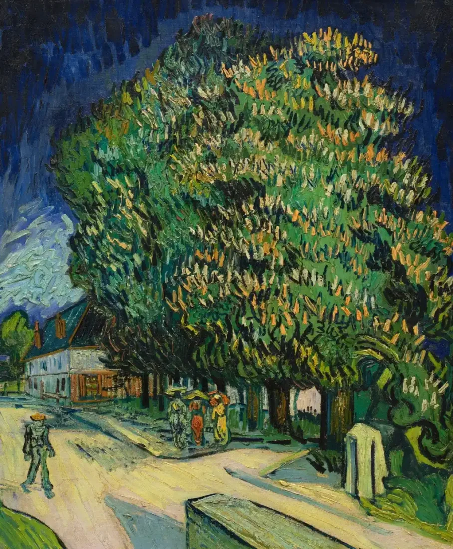 Vincent van Gogh'un çiçeklenen kestane ağaçlarını ve ağaçların yoğun yeşil yaprakları ile beyaz çiçeklerinin karakteristik canlı fırça darbeleriyle betimlendiği bu tablo, doğanın bahar enerjisini yansıtan güçlü bir kompozisyon sunuyor.