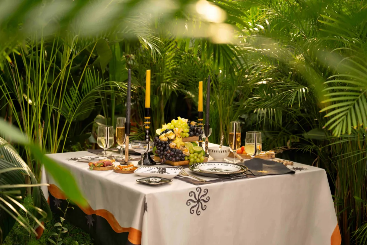 Yaz Davetlerinize İlham Verecek En Şık Sofra Dekorasyonu Fikirleri