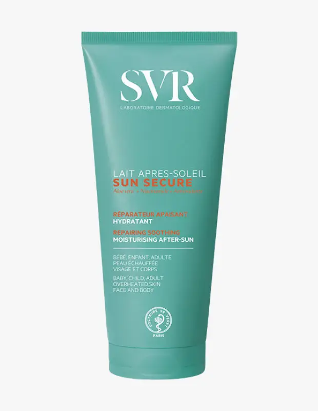 Marka Adı: SVR
Ürün Adı: SVR Unisex Sun Secure Nemlendirici Güneş Sonrası Sütü
Ürün Cinsiyeti: Unisex
Ürün Tipi: Güneş Sonrası Sütü
Ürün Sezonsallığı: Yaz
Ürün Çeşidi: Güneş Sonrası Onarıcı ve Nemlendirici Bakım
Ürün Özellikleri: Bu SVR Sun Secure Nemlendirici Güneş Sonrası Sütü, dermatolojik olarak test edilmiş, güneşlenmeden sonra ısınan cildi onarmak, yatıştırmak ve yoğun bir şekilde nemlendirmek için tasarlanmıştır. Hafif süt formülü, cildin rahatlamasına yardımcı olan Aloe vera, Niasinamid ve antioksidanlar ile zenginleştirilmiştir. Yüz ve vücut kullanımı için uygun olan bu ürün, bebekler, çocuklar ve yetişkinler dahil olmak üzere tüm aile üyelerinin güneş sonrası bakım ihtiyaçlarını karşılar.
Öne Çıkan Detaylar:
- Güneş sonrası ısınmış cildi onarır, yatıştırır ve yoğun nem sağlar.
- Aloe vera, Niasinamid ve antioksidanlar içeren zengin formül.
- Bebek, çocuk ve yetişkinler dahil tüm aile için uygundur.
- Yüz ve vücut için özel olarak geliştirilmiştir.
- Dermatolojik olarak test edilmiştir.
Kimler Kullanıyor?: Güneşlenme sonrası cildinde kuruluk, gerginlik veya hassasiyet hisseden, tüm aile üyeleri için güvenle kullanılabilecek, dermatolojik olarak test edilmiş bir çözüm arayan kişiler bu ürünü tercih edebilir. Bebeklerden yetişkinlere kadar her yaş grubundan, güneşin etkisiyle ısınmış veya nem dengesini kaybetmiş cildini yatıştırmak ve derinlemesine nemlendirmek isteyen herkesin kullanımına uygundur.