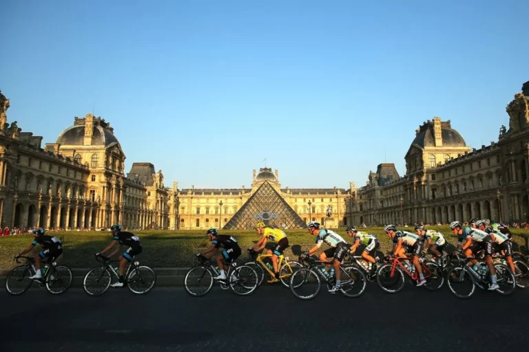Tour de France 2026 Tamamlandı: Tadej Pogacar’dan Tarihi Şampiyonluk