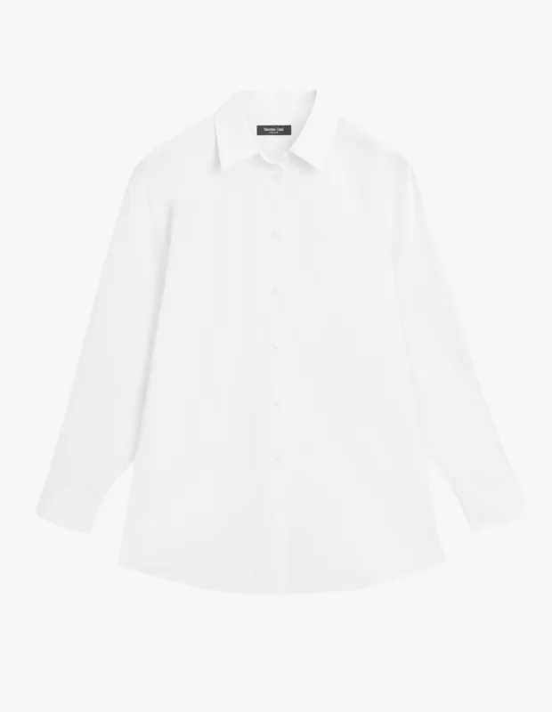 Massimo Dutti markalı, düz beyaz, uzun kollu, yakalı ve önü düğmeli bu klasik gömlek, şıklığın vazgeçilmezi olan beyaz gömlek rehberimizin temel parçalarından biri olarak sade ve zamansız bir tarz sunuyor.