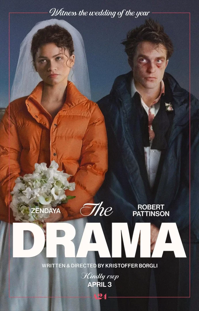 Zendaya ve Robert Pattinson'ın yer aldığı The Drama filmi afişinde, beyaz gelinliği ve turuncu şişme montuyla ciddi ifade takınmış Zendaya ile kanlı gömleği, morarmış gözleri ve dağınık saçlarıyla hasarlı görünen Robert Pattinson, yılın düğünü temalı bir sinema önerisi olarak karşımıza çıkıyor.