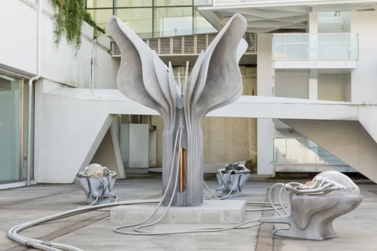 Londra’nın Kalbinde 7 Haftalık Açık Hava Sergisi: Fatoş Üstek ile Frieze Sculpture 2026’yı Konuştuk