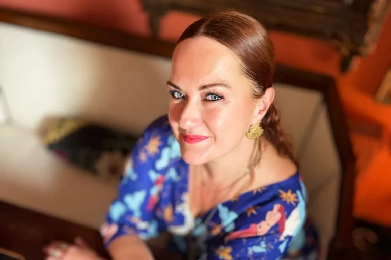 Bir İnsan Yaşamı Boyunca Kaç Defa Yeniden Doğar? Yasemin Özek’ten “İstanbul Limonatası”