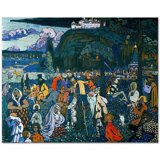 Bu Kandinsky resmi, tepesinde bir kale ve kilisenin olduğu koyu renkli, düşsel bir manzara altında, geleneksel giysiler içindeki kalabalık bir insan topluluğunu canlı ve düşsel bir atmosferle betimleyerek sanatçının karakteristik renkli yaşam ifadesini yansıtıyor.