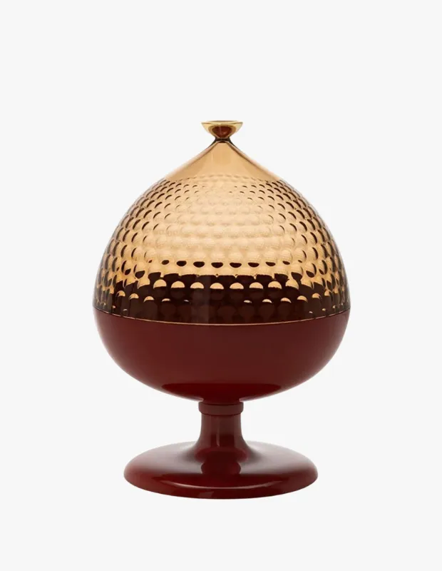Kış bahçesi dekorasyonu için Kartell Pumo amber dekoratif kutu