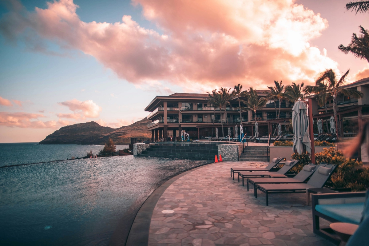luks-otel-kapak