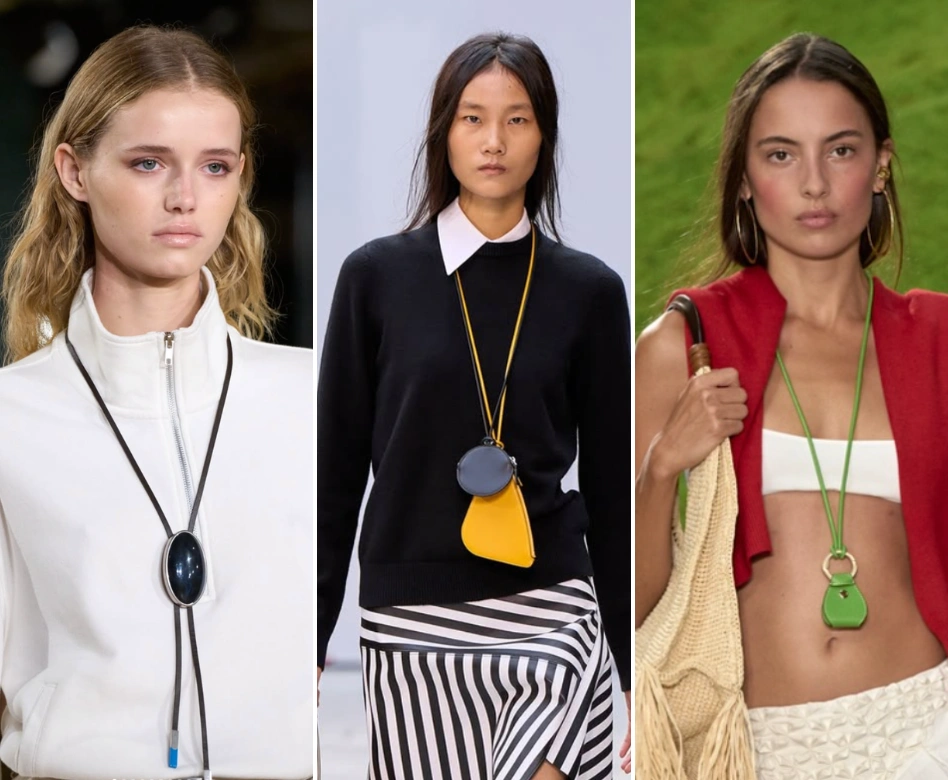 New York Moda Haftası podyumlarından üç farklı model, modern ve çeşitli kolye tasarımlarını sergiliyor: solda beyaz fermuarlı üst giyen sarışın modelde büyük oval koyu renk taşlı bir bolo kolye, ortada siyah kazaklı modelde sarı ipli iki küçük çanta figürlü kolye ve sağda kırmızı hırkalı modelde ince yeşil kordonlu, küçük anahtarlık benzeri yeşil bir kolye öne çıkıyor.