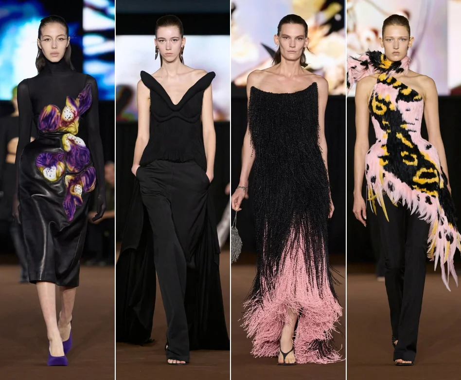 Paris Moda Haftası kapsamında Mugler defilesinde podyumda yürüyen bir model, markanın imza niteliğindeki cesur ve mimari çizgilerini taşıyan, stratejik kesiklere ve belirgin omuzlara sahip siyah bir tasarımla modern bir duruş sergiliyor.