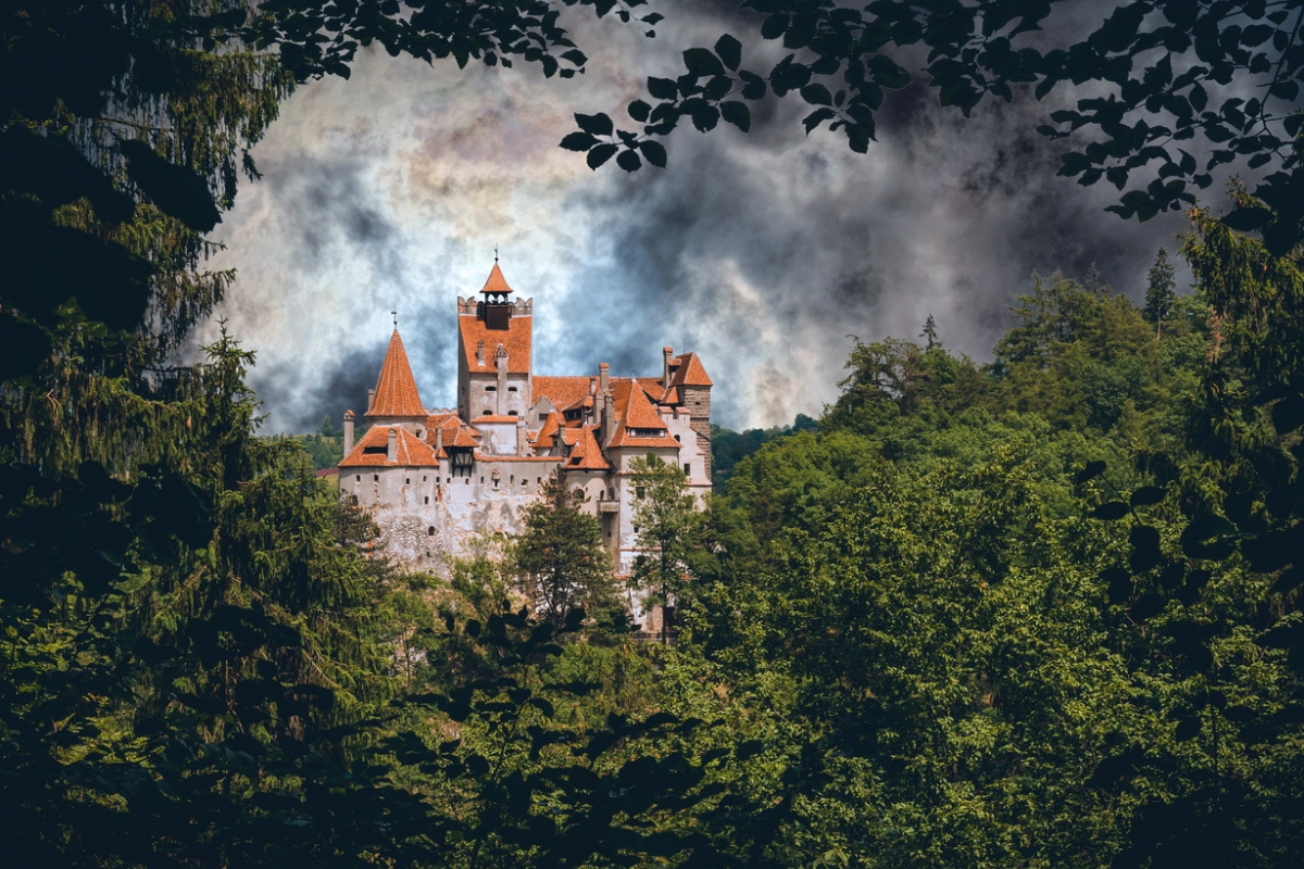 Dracula Efsanesinin Ötesinde: Transilvanya’dan Bükreş’e Masalsı Romanya Rotası