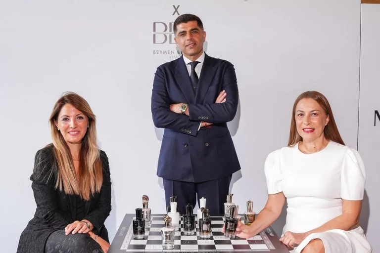 MIND GAMES: Strateji, Sezgi ve Parfümerinin Kesişiminde