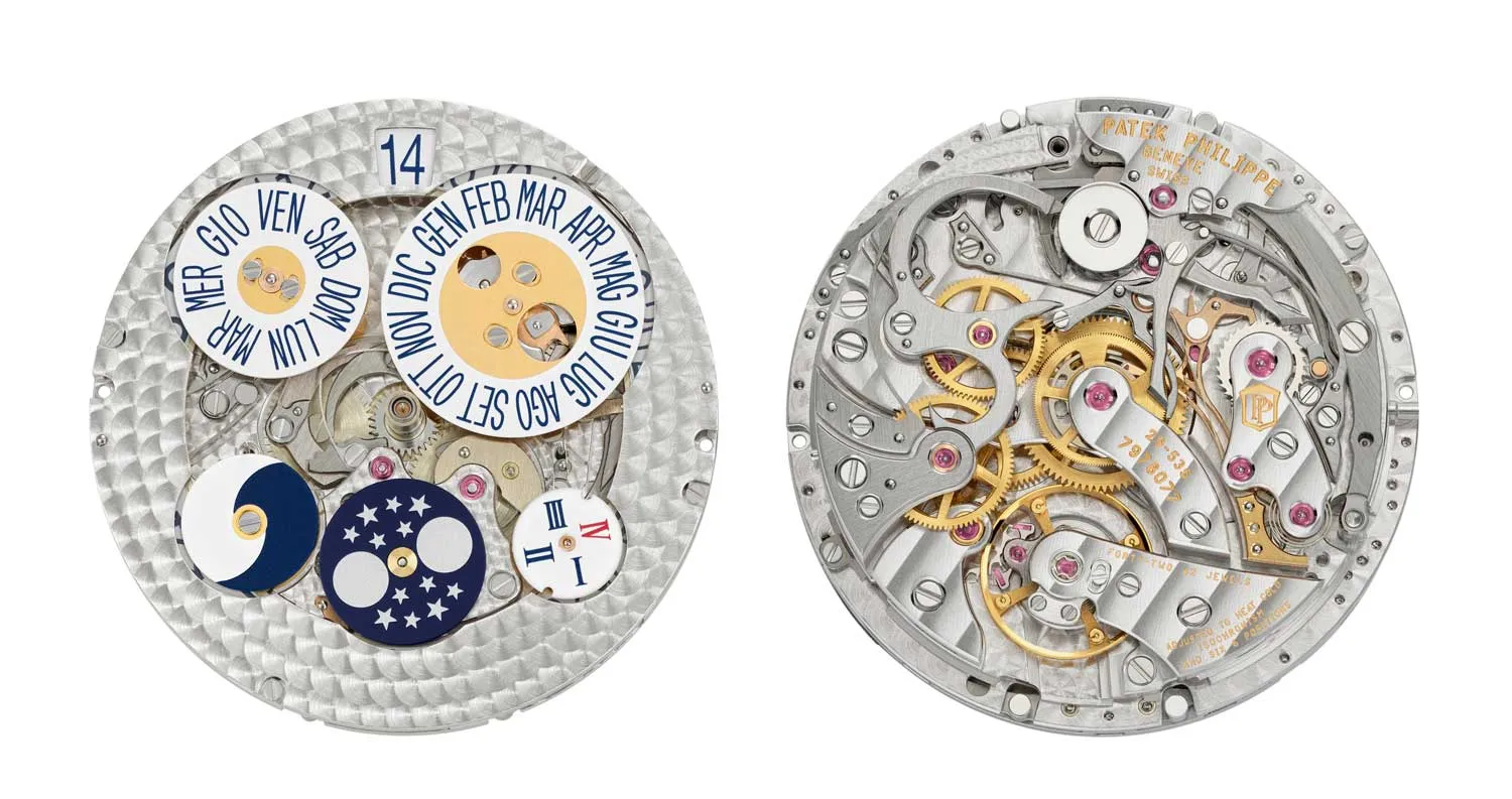 Patek Philippe'in benzersiz Saat Sanatı sergisi atmosferinde, lacivert tonlarında detaylı işlenmiş kadranı ve parlayan altın kasasıyla göz alıcı bir Patek Philippe Grand Complication kol saati, markanın ince işçilik ve yüksek saatçilik uzmanlığını sergileyerek ziyaretçilere görsel bir şölen sunuyor.