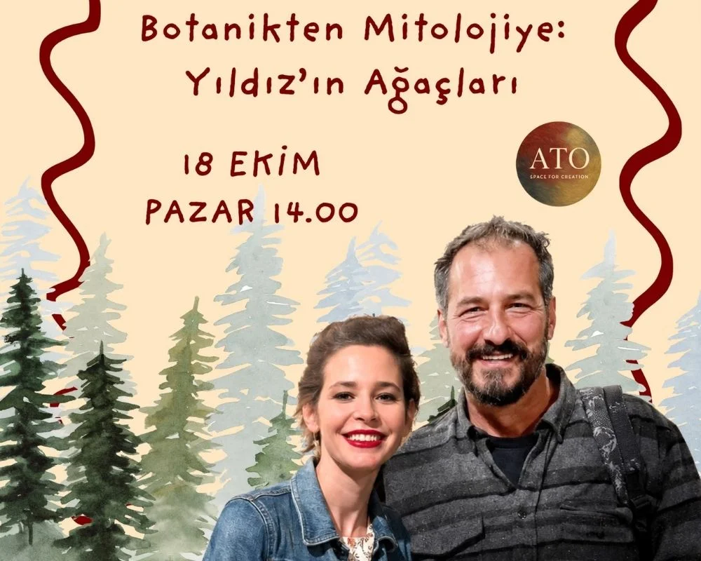 Pelin Batu, Yıldız Korusu'nda gerçekleşen Ağaçların İzinde botanik gezisi sırasında, yeşillikler içindeki patikada durmuş, mitolojik hikâyeler ve botanik bilgiler eşliğinde ağaçları keşfetmenin keyfini çıkarırken derin düşüncelere dalmış bir anı yansıtıyor.